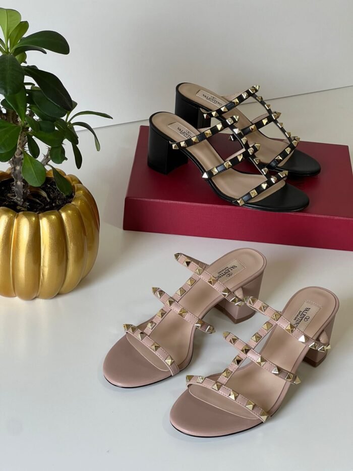 Valentino Heel - Image 1