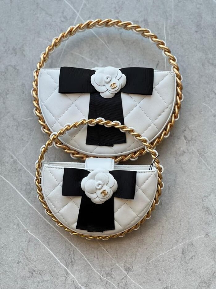 CHANEL FLAP CAMELLIA CRUSH - Image 2
