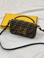 FENDI BAGUETTE MINI SIZE
