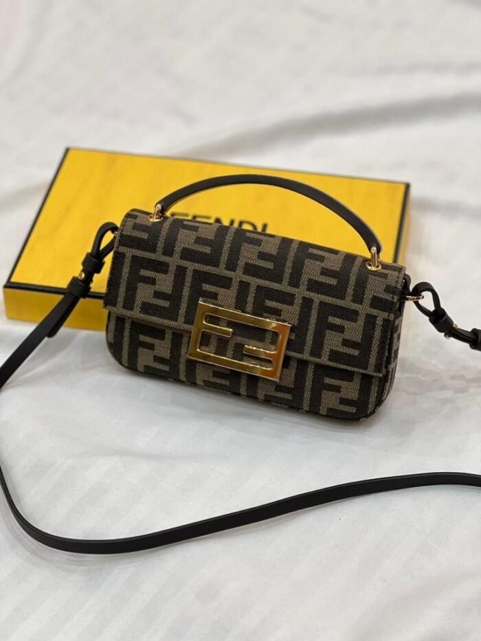 FENDI BAGUETTE MINI SIZE - Image 1