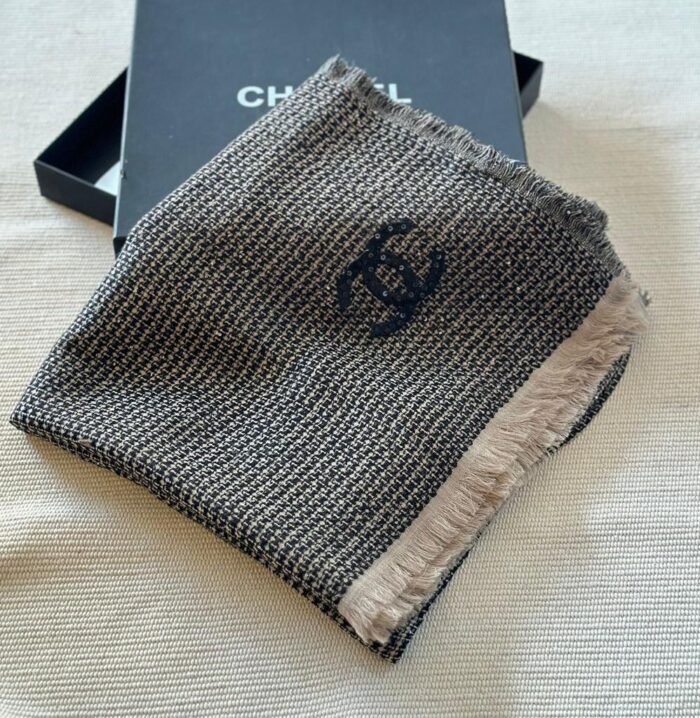CHANEL 45x185 CM - Image 1