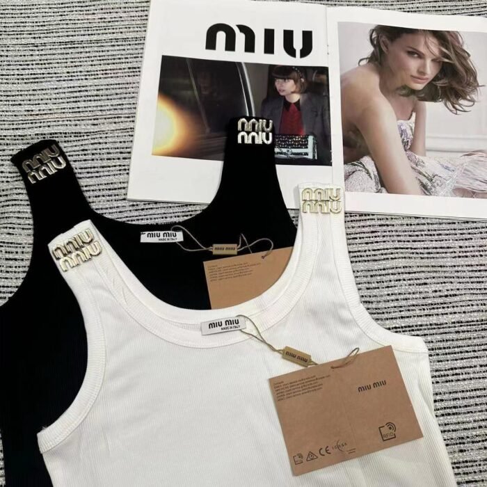 MIU MIU - Image 1