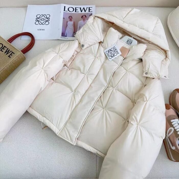 LOEWE - Image 1