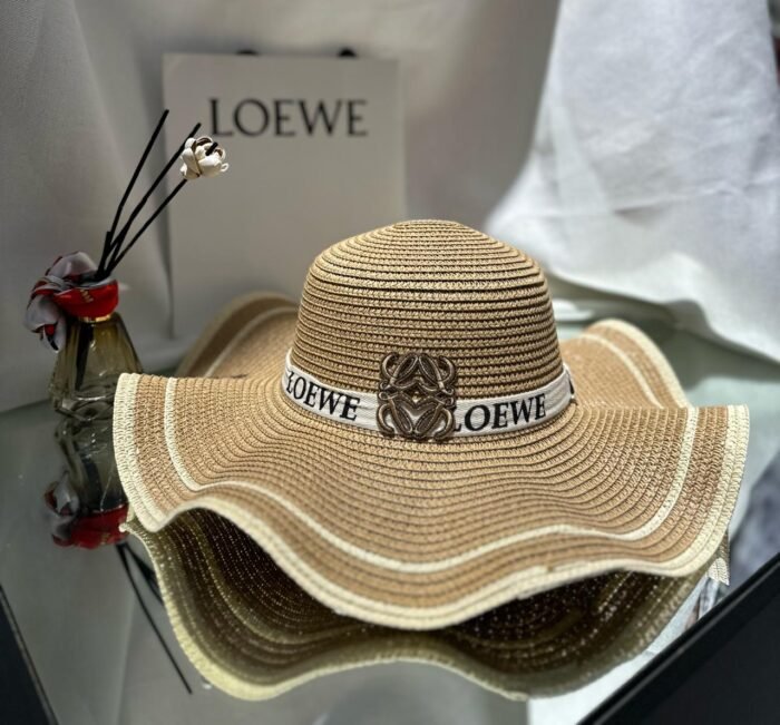 LOEWE - Image 1