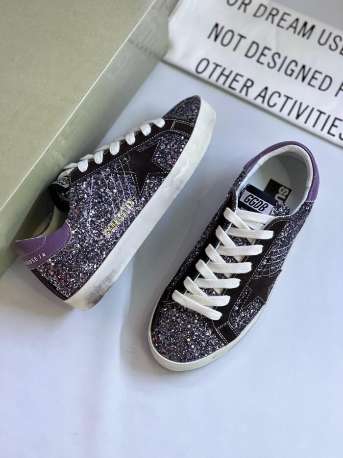 GOLDEN GOOSE - Image 1